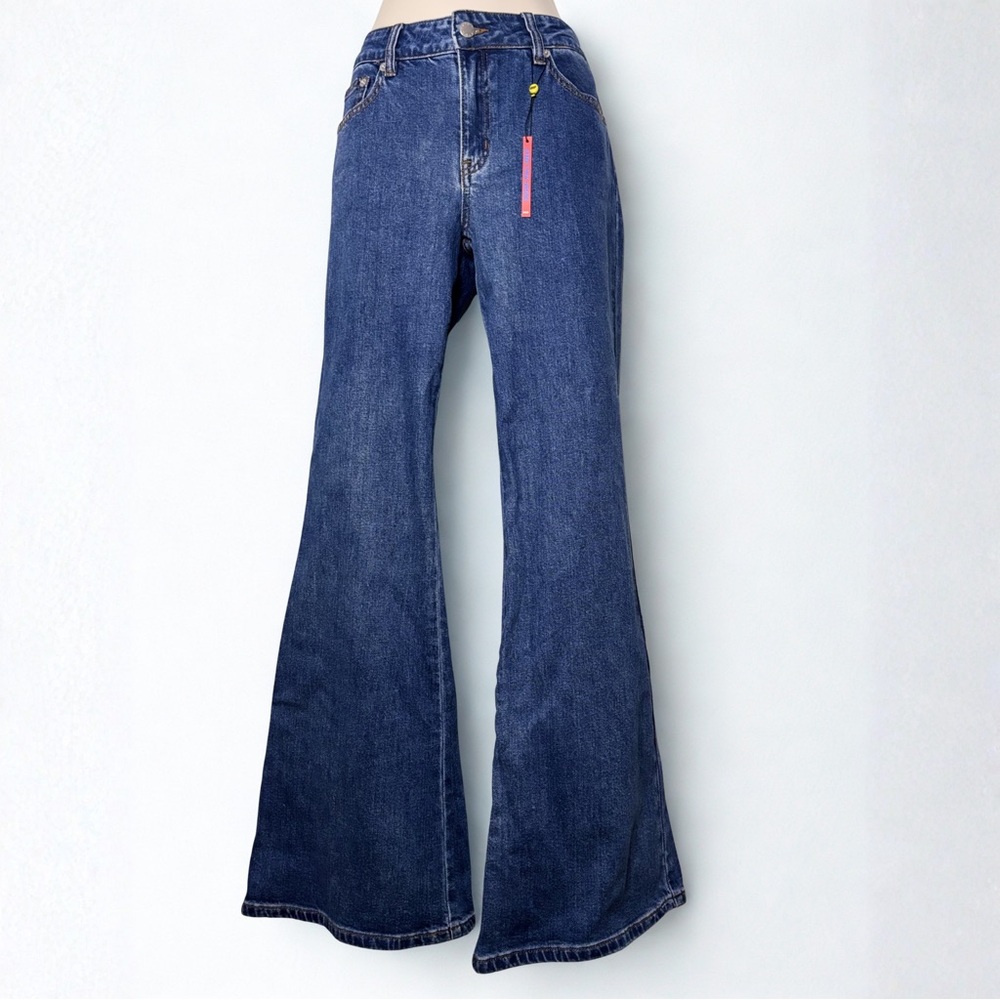 UNIF NWT Dark Wash Denim Flared Jeans 70s Style